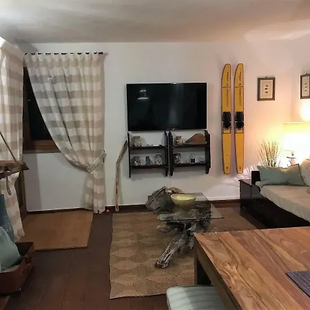 Punta Asfodeli Apartment *