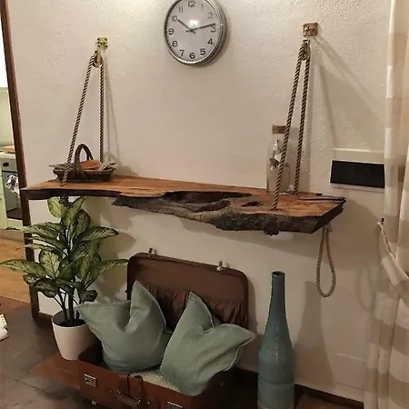 Punta Asfodeli Apartment *